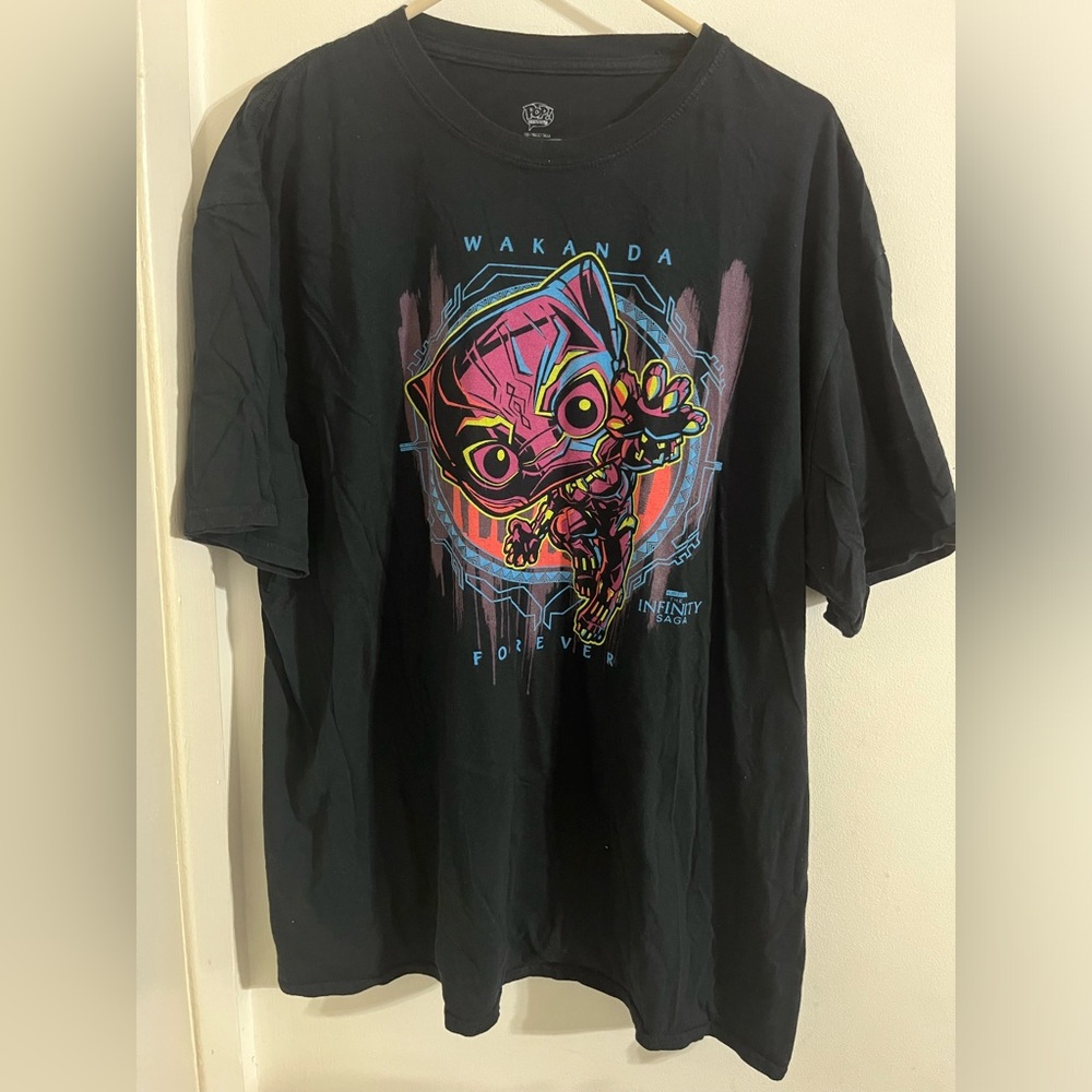 Wakanda Forever - The Infinity Saga Funko POP Tshirt Black Panther